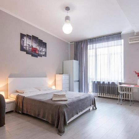 Home-Hotel Apartments On Maidan Nezalezhnosti Square Κίεβο Εξωτερικό φωτογραφία