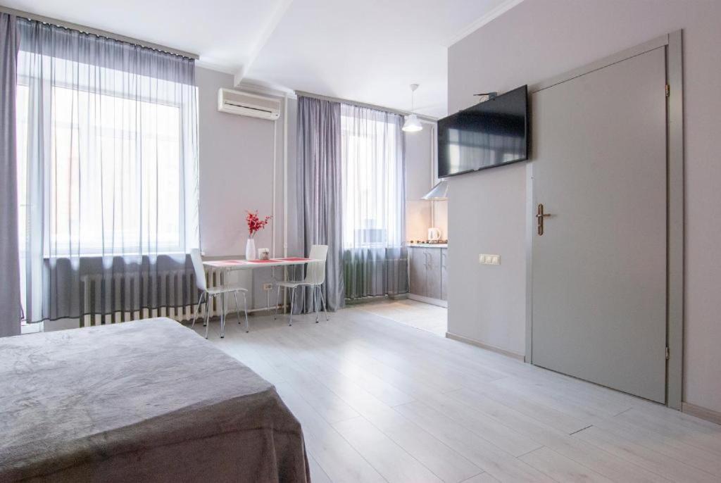 Home-Hotel Apartments On Maidan Nezalezhnosti Square Κίεβο Εξωτερικό φωτογραφία