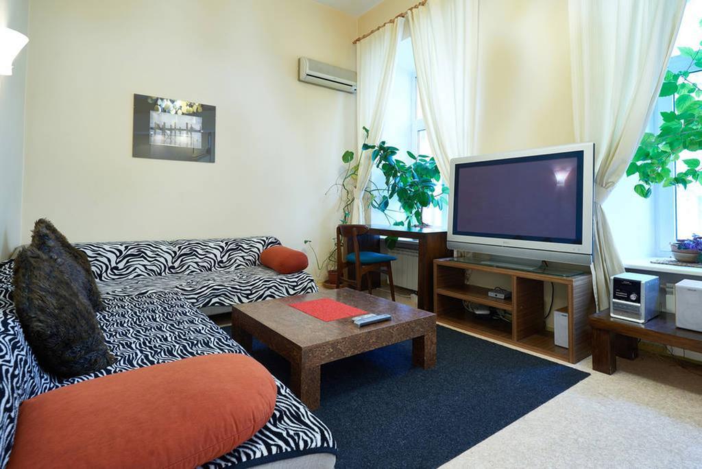 Home-Hotel Apartments On Maidan Nezalezhnosti Square Κίεβο Εξωτερικό φωτογραφία